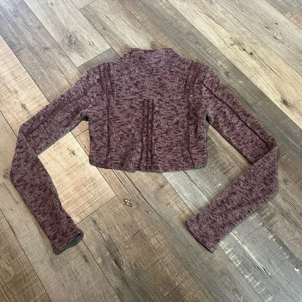 [out from under mock neck long sleeve crop sweater merlot size xs
